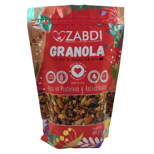 Envase real de Granola Keto Friendly Zabdi 400 gramos sobre fondo blanco